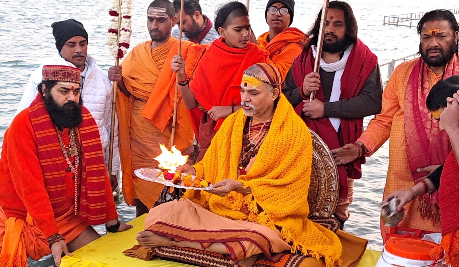शंकराचार्य ने हरिद्वार से किया शीतकालीन चार धाम यात्रा का आगाज