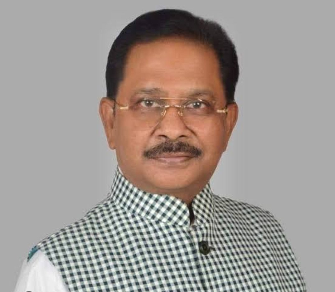 इनकम टैक्स रेड: कांग्रेस सांसद के ठिकानों पर अब तक की सबसे बड़ी रेड, 300 करोड़ मिले
