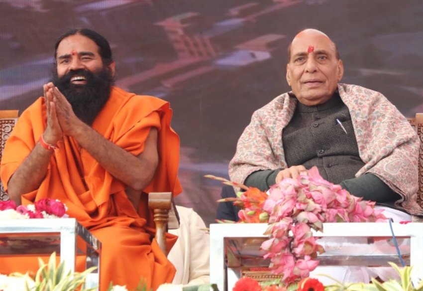राजनाथ सिंह ने स्वामी रामदेव से पूछा बाल उगाने का नुस्खा, तो मिला ये जवाब