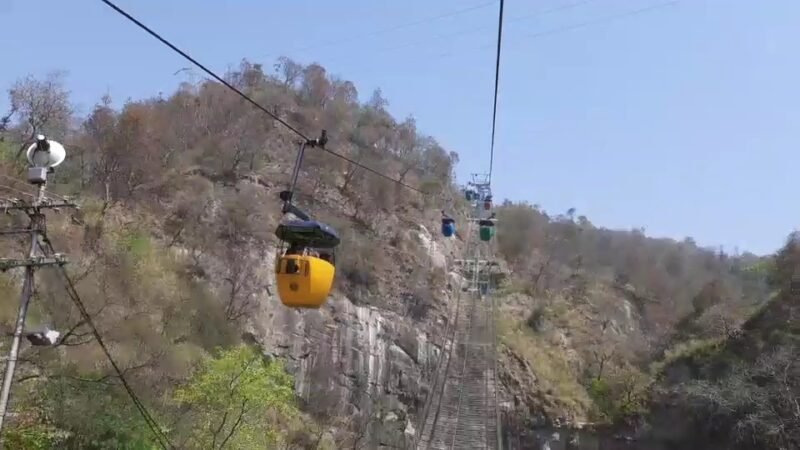 मनसा देवी मंदिर रोप वे हुआ बंद, श्रद्धालु परेशान, जानिए कारण