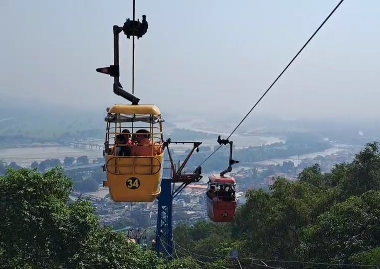 फिर से चालू हुआ मनसा देवी मंदिर का रोपवे, जानिए हाई कोर्ट ने क्या निर्देश दिए