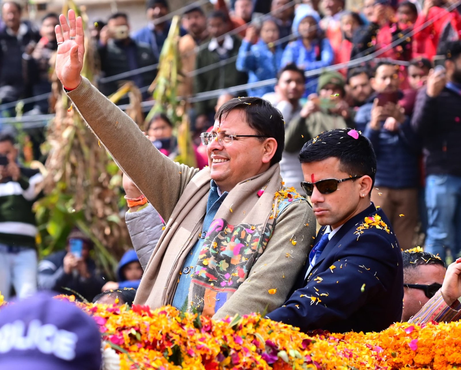 पौड़ी दौरे पर पहुंचे मुख्यमंत्री, 800 करोड़ की 353 विकास योजनाओं का शिलान्यास और लोकार्पण किया