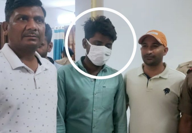 लिव इन में रहे प्रेमी से पत्नी के साथ मिलकर प्रेमिका को मार डाला