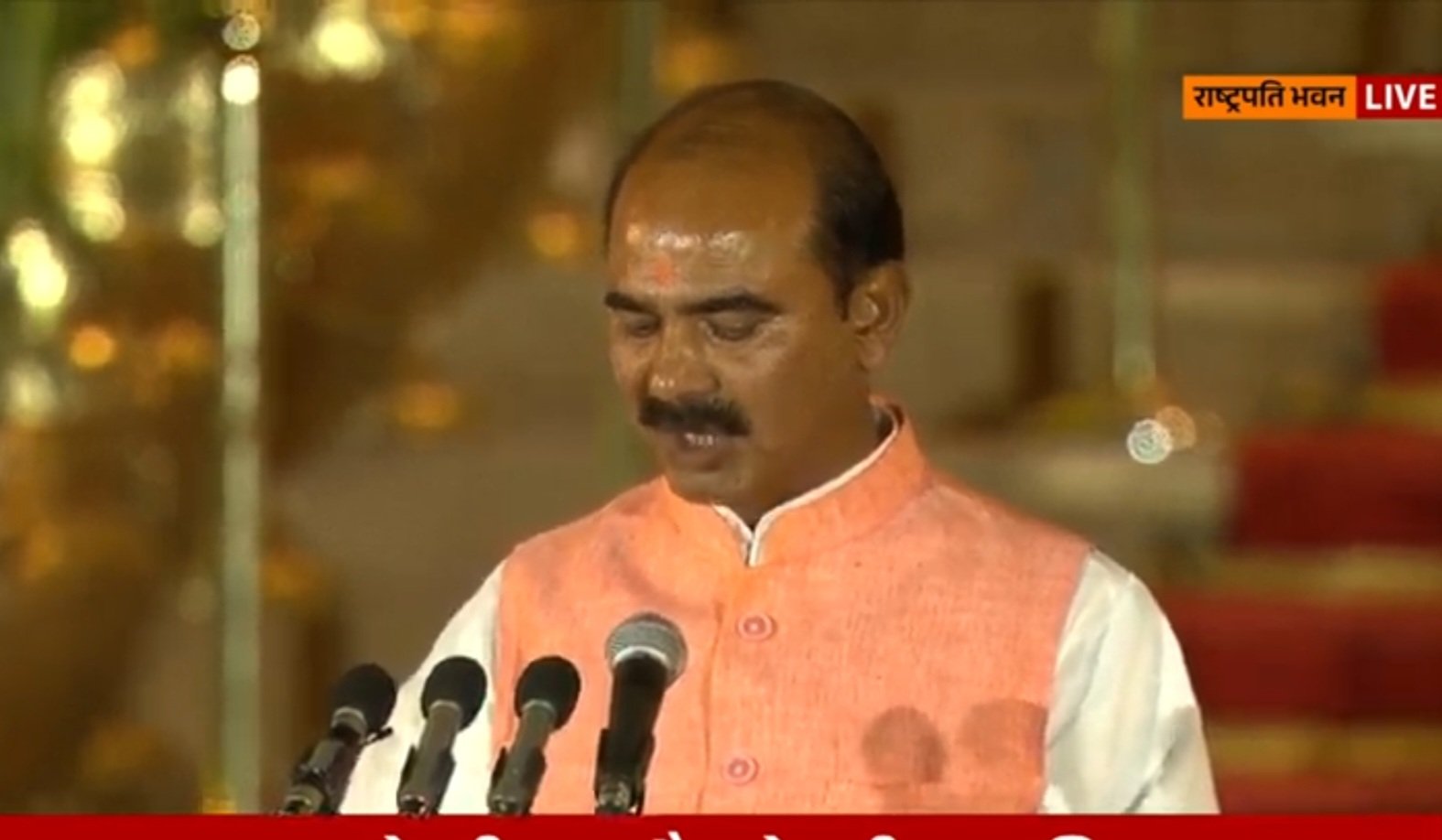मोदी सरकार में दूसरी बार राज्य मंत्री बने अजय टम्टा, राष्ट्रपति भवन में ली शपथ