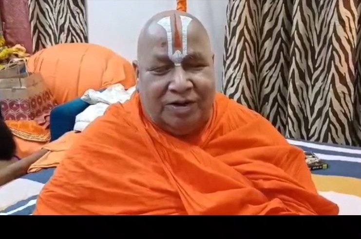 दिग्गज कथा वाचक रामभद्राचार्य ने पीएम और अयोध्या को लेकर कही ये बड़ी बात