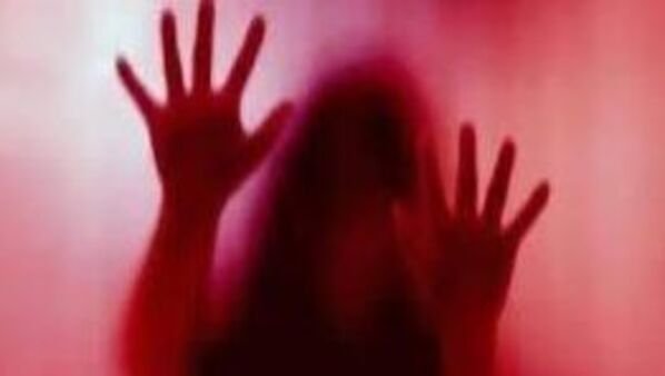 सनसनी: महिला को जबरन कार में खींचा और जंगल में ले जाकर किया गैंगरेप