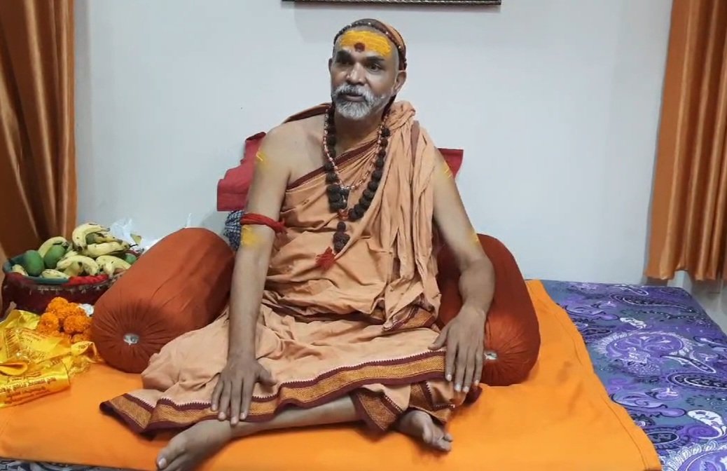 डीजे वाले कांवड़ियों पर भड़के शंकराचार्य, कहा ये धार्मिक यात्रा नहीं राजनीतिक यात्रा