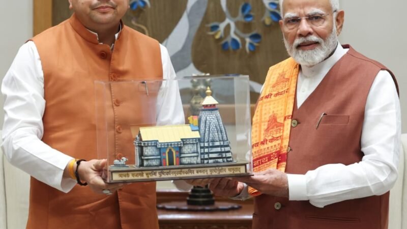 पीएम से मिले मुख्यमंत्री पुष्कर सिंह धामी, हरियाणा की जीत पर दी बधाई