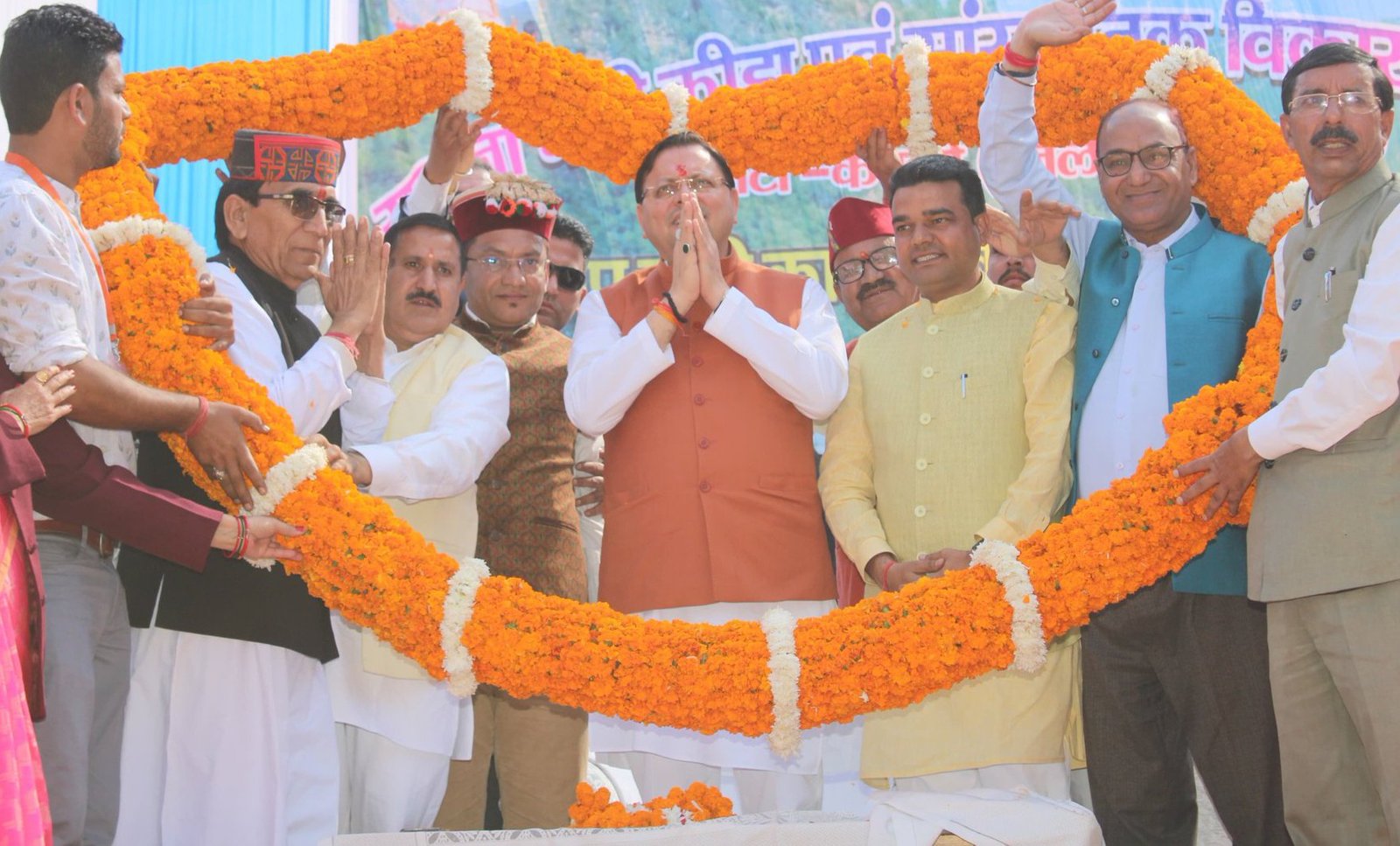 यमुना घाटी क्रीड़ा एवं सांस्कृतिक विकास समारोह में शिरकत करने डामटा पहुंचे मुख्यमंत्री