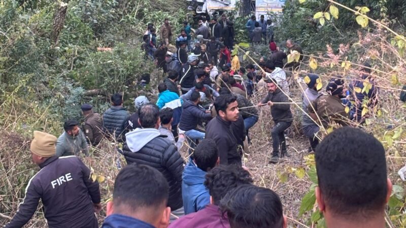 भीमताल हादसा: मुख्यमंत्री ने मृतकों के परिजनों और घायलों के लिए राहत राशि का किया ऐलान