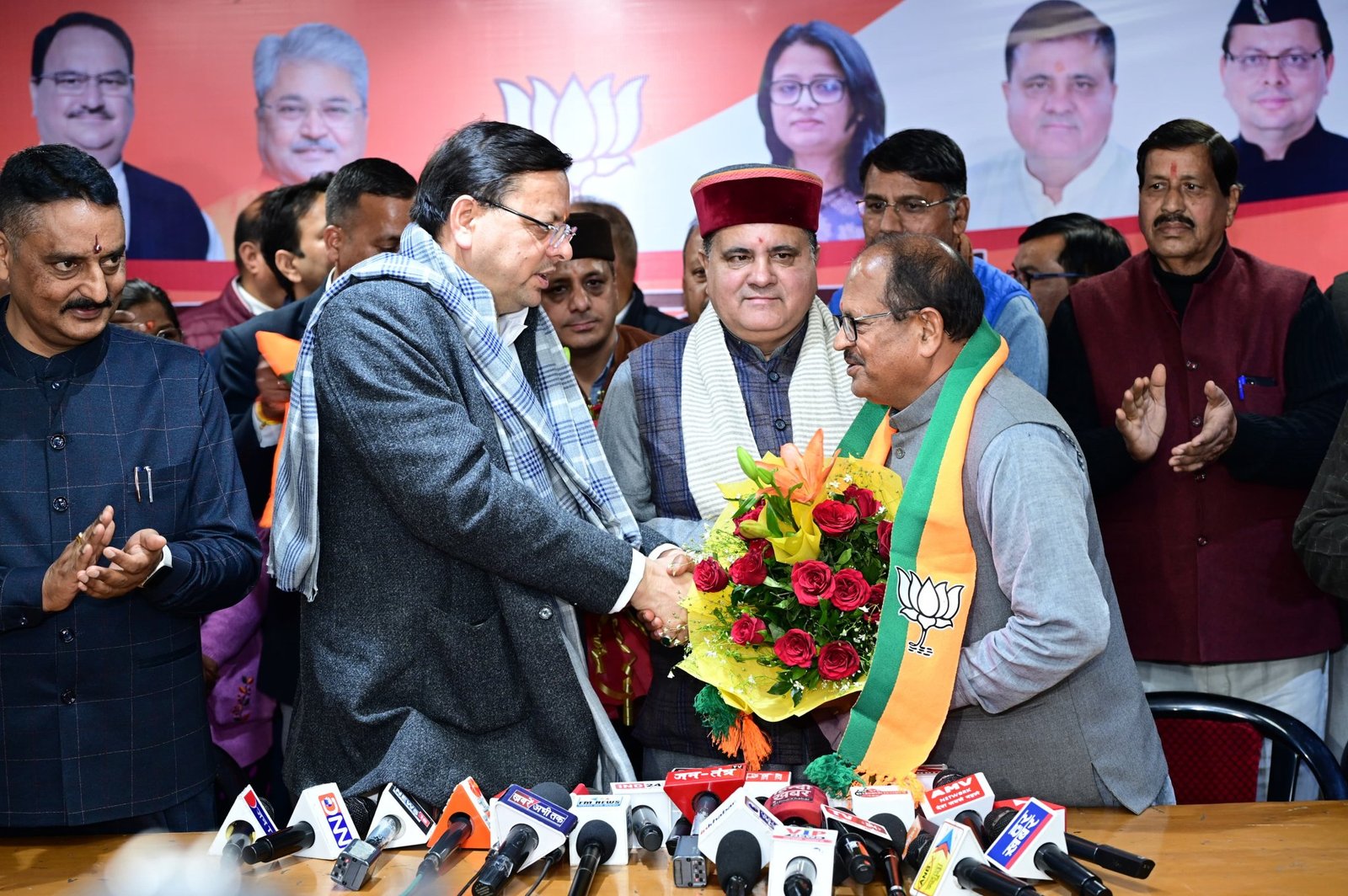 उत्तराखंड में कांग्रेस को झटका, तीन बड़े नेताओं को भाजपा ने अपने पाले में खींचा, जानिए कौन है तीनों नेता