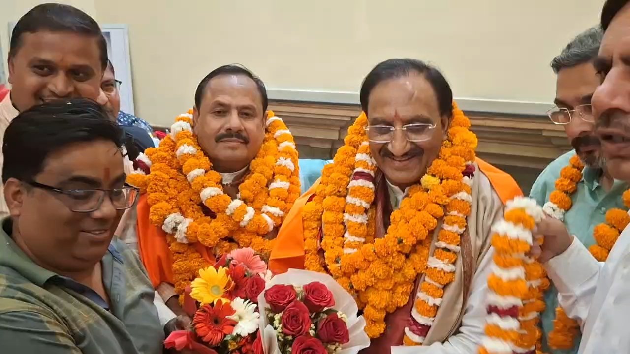 सरकार में दायित्व मिलने पर ओम प्रकाश जमदग्नि का हुआ स्वागत, पूर्व सीएम निशंक भी रहे मौजूद
