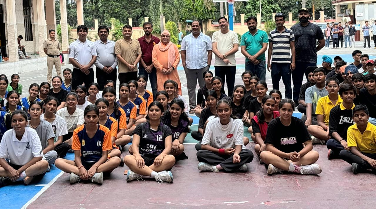 जिला बास्केटबॉल एसोसिएशन द्वारा आयोजित अंडर-18 बास्केटबॉल चैंपियनशिप का शानदार आगाज
