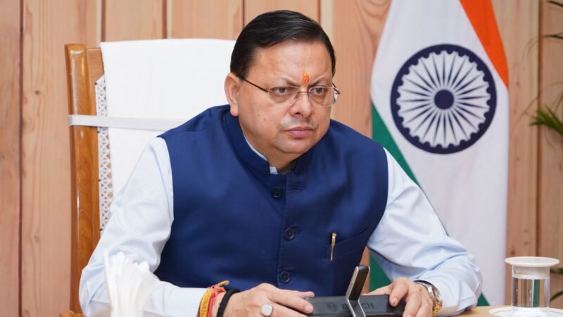 उच्च स्तरीय बैठक में मुख्यमंत्री ने जल्द सड़कों को गड्ढा मुक्त करने के निर्देश दिए