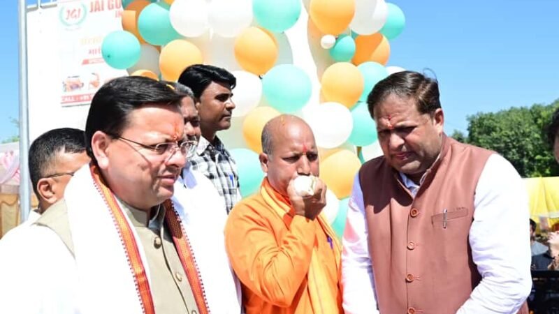 215 फीट ऊंचा राष्ट्रीय ध्वज स्थापित, मुख्यमंत्री ने किया लोकार्पण
