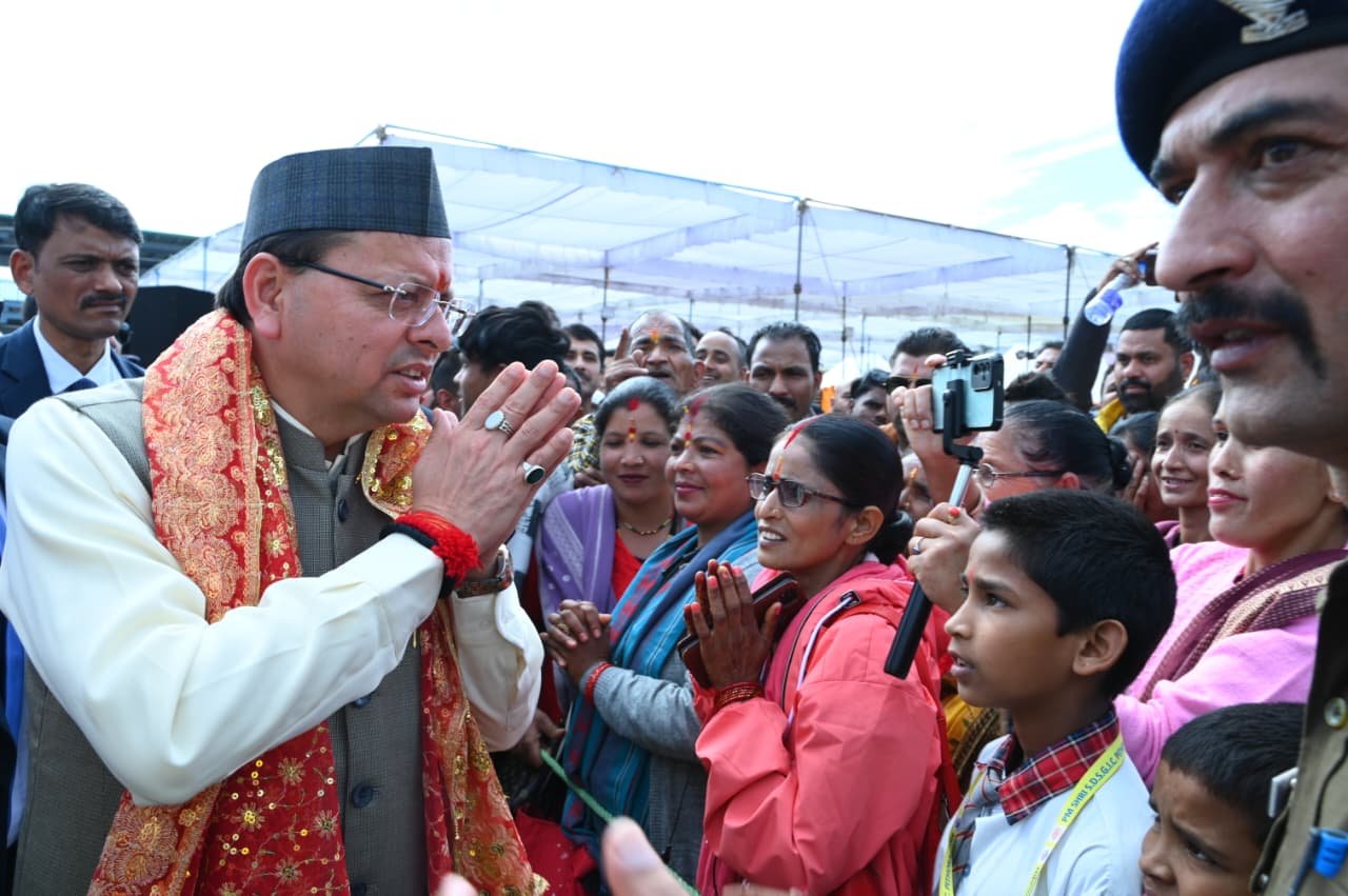 पिथौरागढ़ की जनता को मुख्यमंत्री ने 85 करोड़ की योजनाओं की दी सौगात, बोले विकास में मिल का पत्थर साबित होंगी