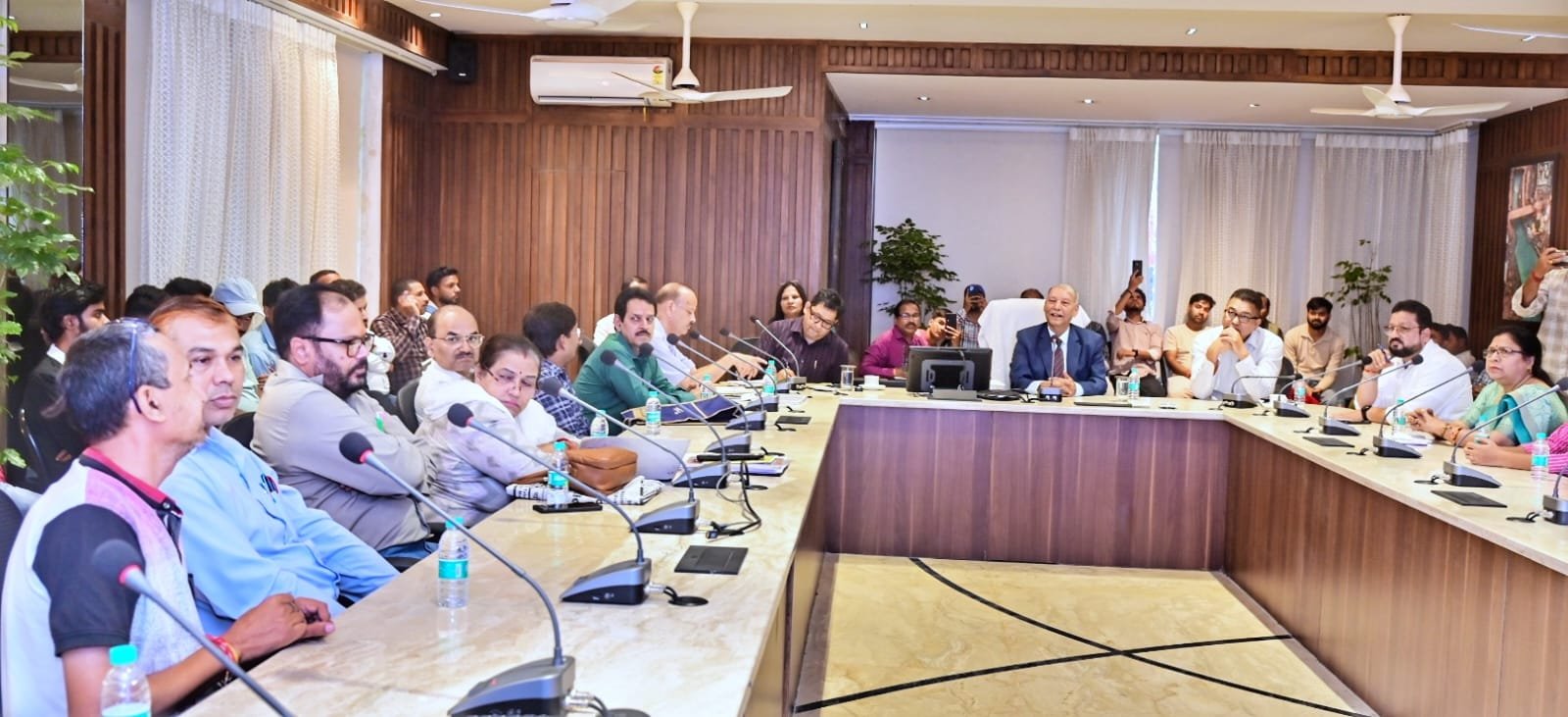 पेपर लीक प्रकरण: एक सदस्यीय जांच आयोग पहुंचा हरिद्वार, जनसुनवाई कर लिए सुझाव