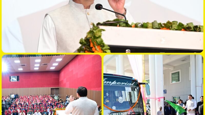 बोर्ड परीक्षा के टॉपर छात्रों का दल एजुकेशन टूर के लिए निकला, मुख्यमंत्री ने हरी झंडी दिखाकर रवाना किया