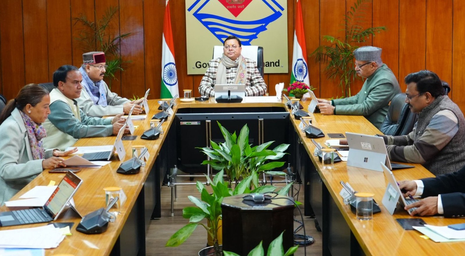 मुख्यमंत्री की अध्यक्षता में हुई कैबिनेट मीटिंग में लिए गए कई महत्वपूर्ण फैसले