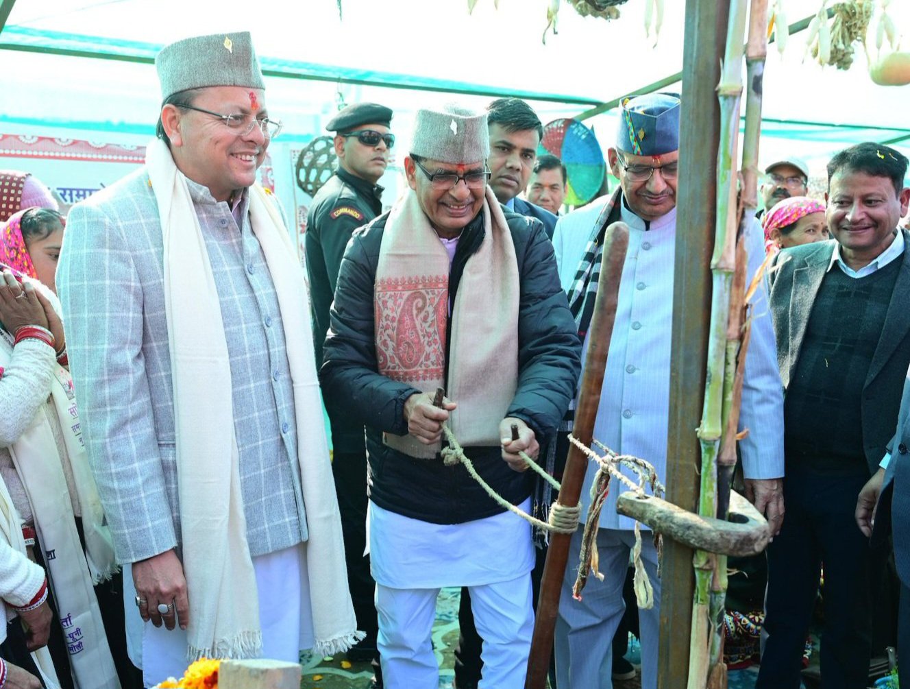 केंद्रीय कृषि मंत्री और मुख्यमंत्री ने 88 हज़ार किसानों को डीबीटी के जरिए बीमा राशि भेजी