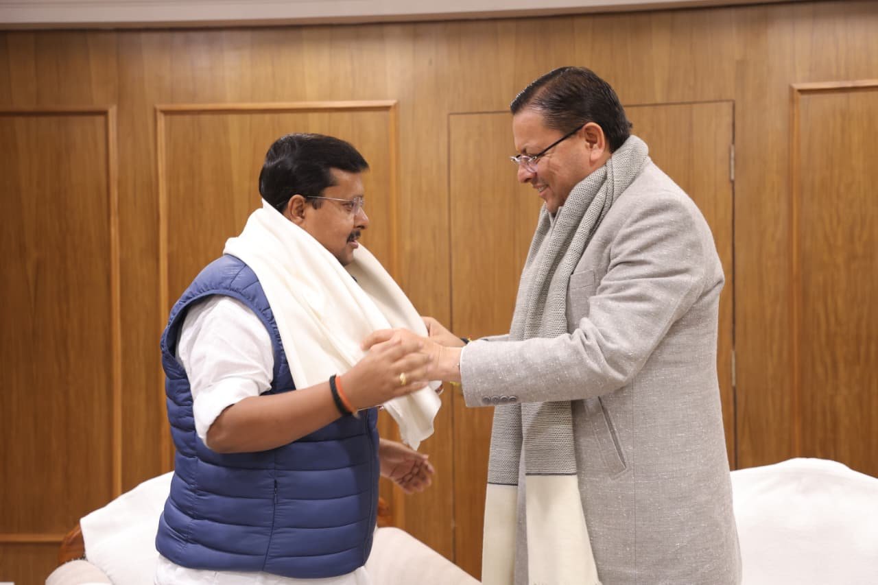 नए भाजपा अध्यक्ष से मिले मुख्यमंत्री, दी बधाई