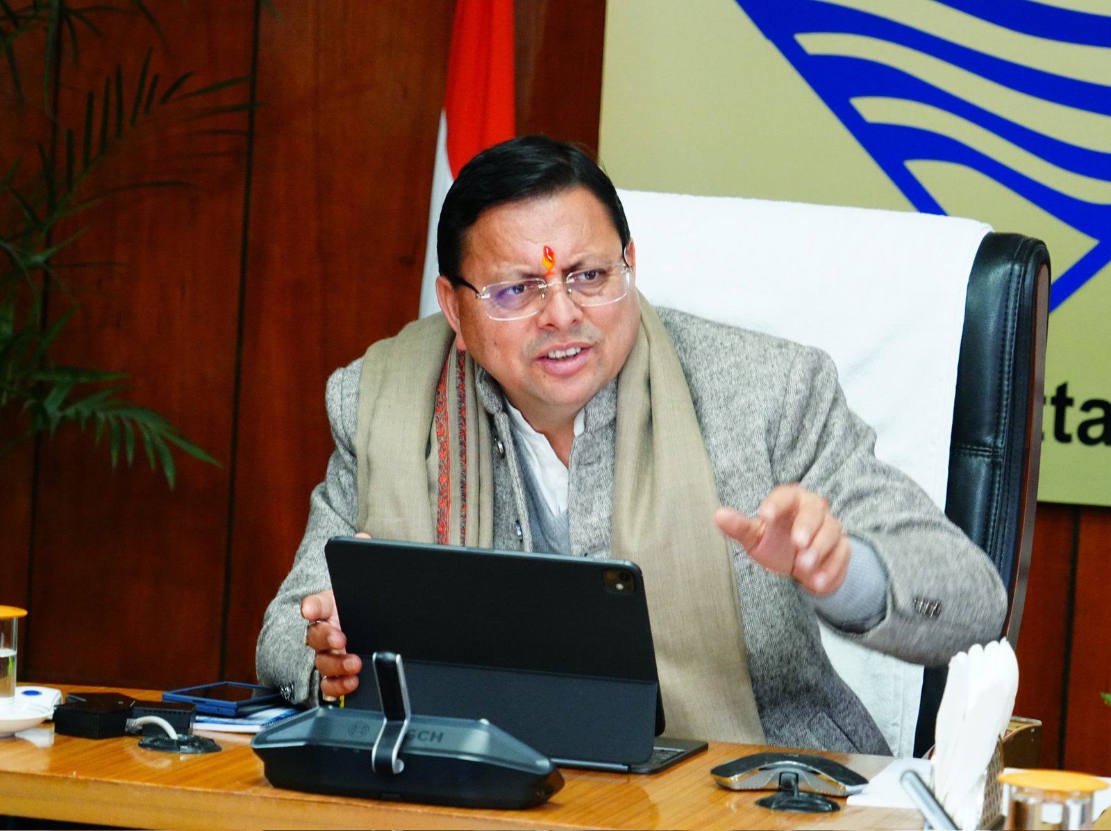 बाढ़ की आशंकाओं से निपटने के लिए समय से पूरे किए जाएं काम – मुख्यमंत्री