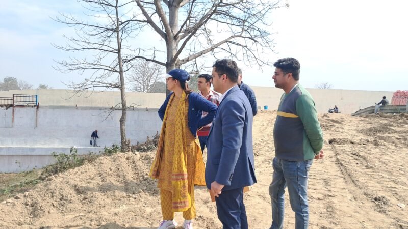 कुंभ मेले के निर्माण कार्यों में आई तेजी, मेला अधिकारी का स्थलीय निरीक्षण