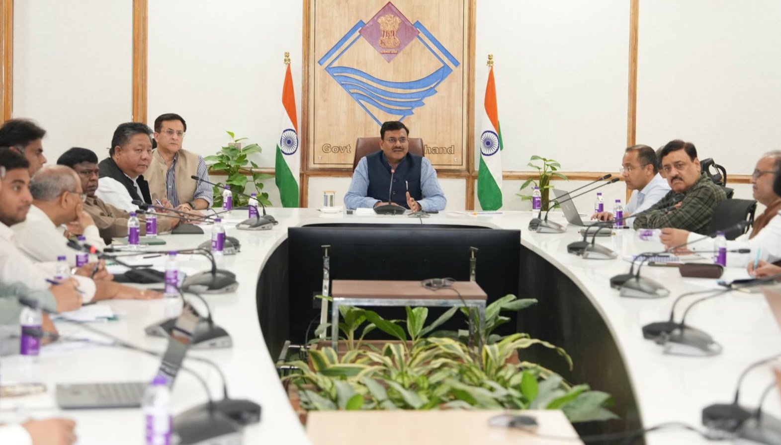 गैस-ईंधन की निर्बाध सप्लाई जारी रखने के लिए मुख्य सचिव की अध्यक्षता में हुई हाई लेवल मीटिंग