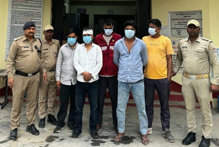 शराब पार्टी के दौरान भिड़ गए शराबी, डीजे संचालक समेत 6 पकड़े