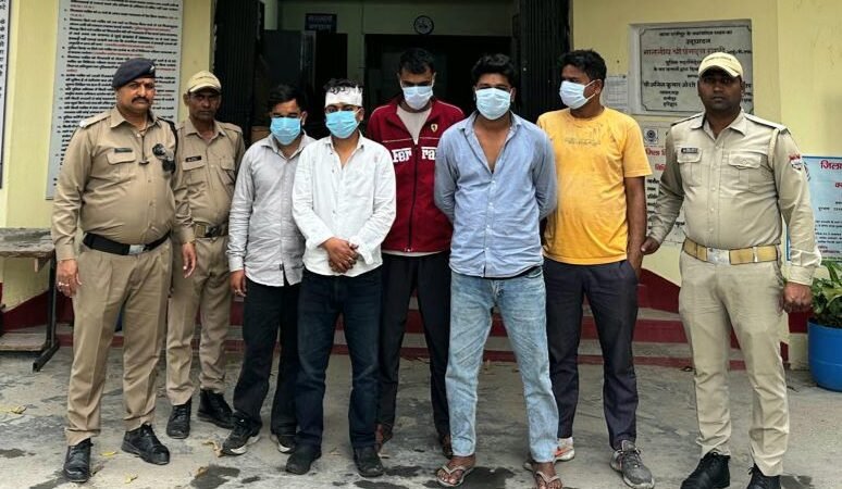 शराब पार्टी के दौरान भिड़ गए शराबी, डीजे संचालक समेत 6 पकड़े