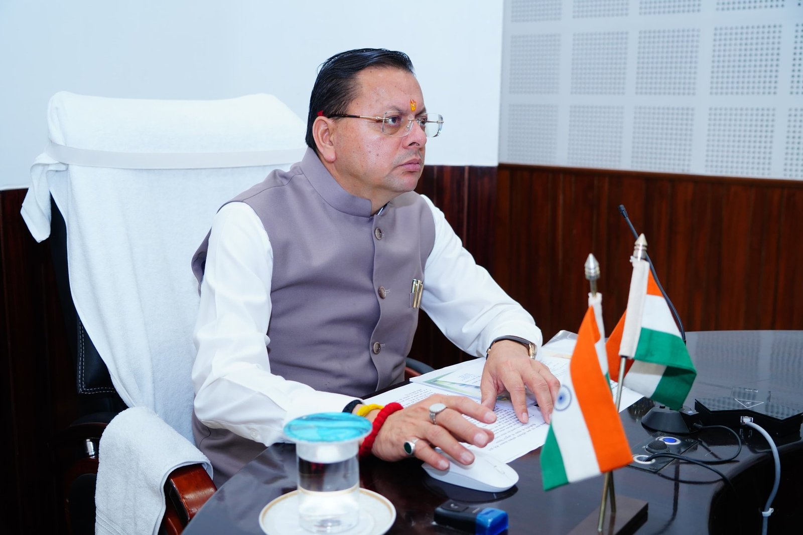 मुख्यमंत्री ने किया श्रमिक सेवा मोबाइल एप का उद्घाटन, DBT के जरिए पैसा भी भेजा