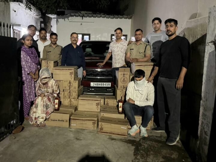 हरियाणा से हरिद्वार पहुंची अवैध शराब की खेप, आबकारी विभाग ने महिला समेत दो तस्कर दबोचे