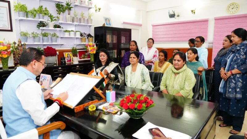 आंगनवाड़ी वर्कर्स का वेतन बढ़ाने के लिए गंभीरता से विचार कर रही सरकार – मुख्यमंत्री