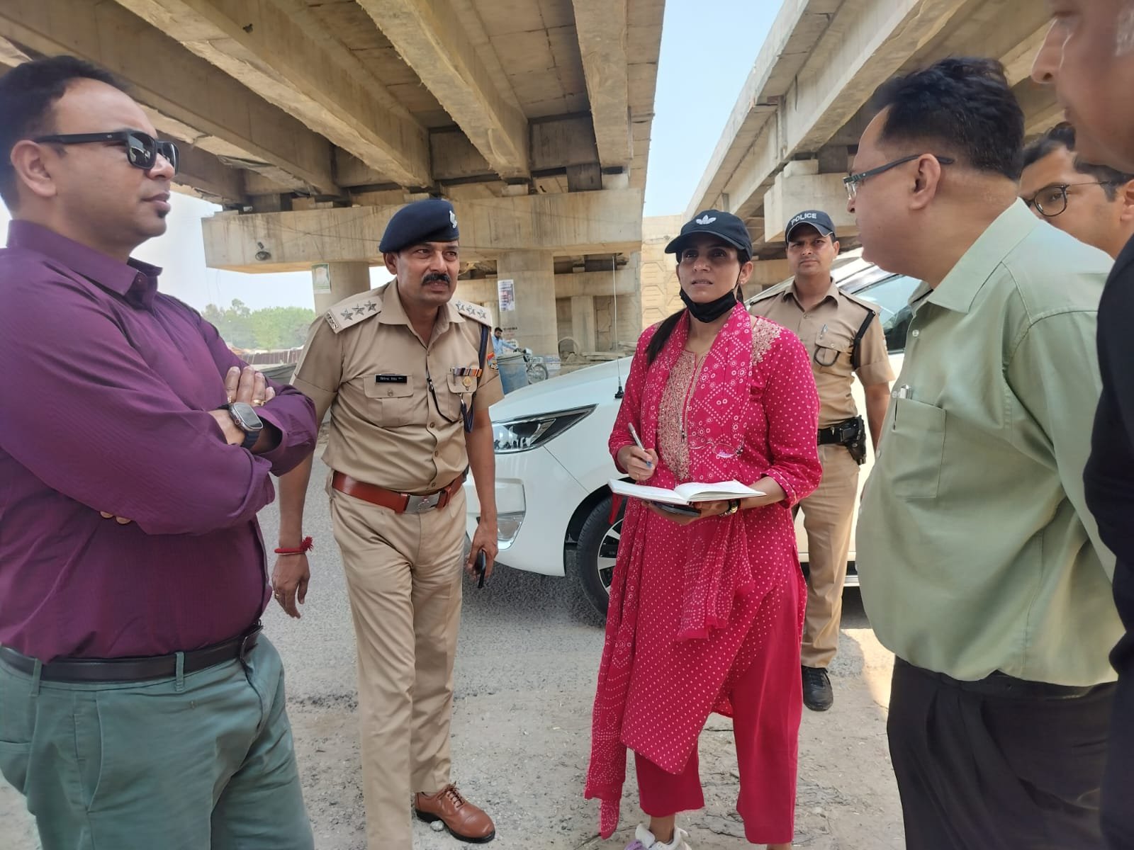कुंभ तैयारी: मेला अधिकारी ने कुंभ क्षेत्र में प्रवेश मार्गों का निरीक्षण कर लिया जायजा