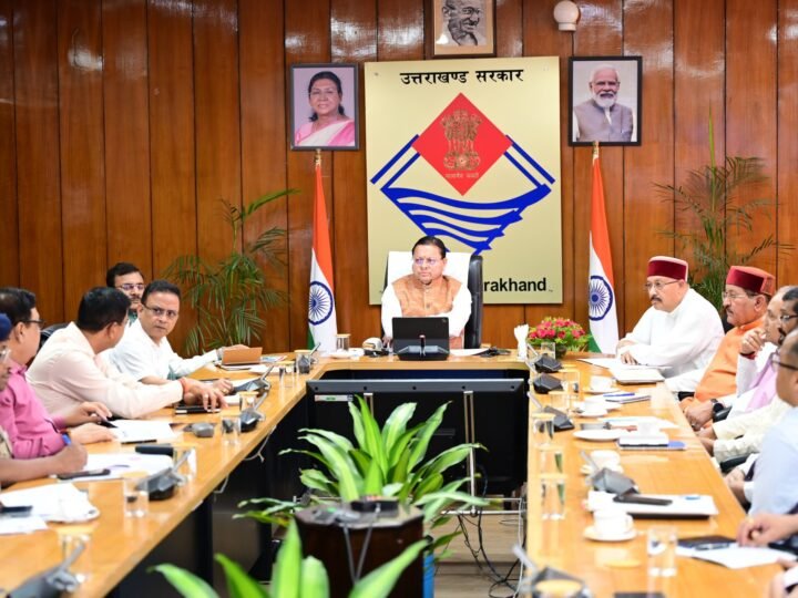 चार धाम यात्रा प्रबंधन को लेकर सीएम की हाई लेवल मीटिंग, दिए ये निर्देश