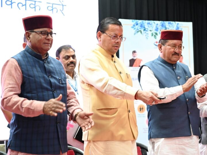लाखों लाभार्थियों के खाते में मुख्यमंत्री ने भेजी 176 करोड़ की पेंशन,