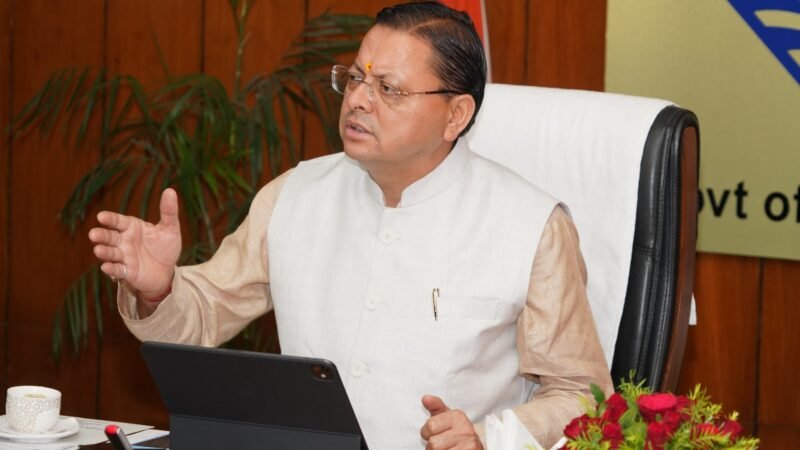 मुख्यमंत्री ने की कई विकास योजनाओं की समीक्षा बैठक, ली विस्तार से जानकारी
