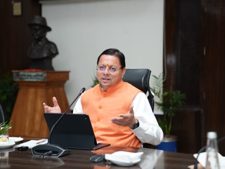 मुख्यमंत्री ने ली मानसून सीजन की तैयारी की मीटिंग, विभागों को समन्वय बनाकर काम करने के निर्देश