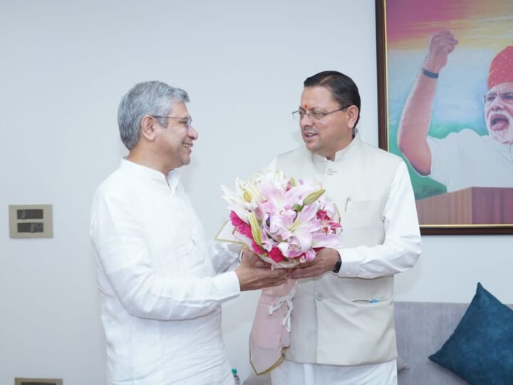 रेल मंत्री से मिले मुख्यमंत्री, उत्तराखंड में मजबूत होगा रेल नेटवर्क, मुंबई-देहरादून के बीच ‘वंदे भारत’ चलाने की मांग