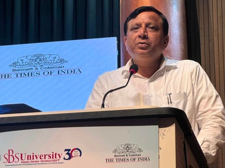केवल अंकों तक सीमित ना रहें, ज्ञान और नैतिक मूल्यों को बनाएं जीवन का आधार – बंशीधर तिवारी