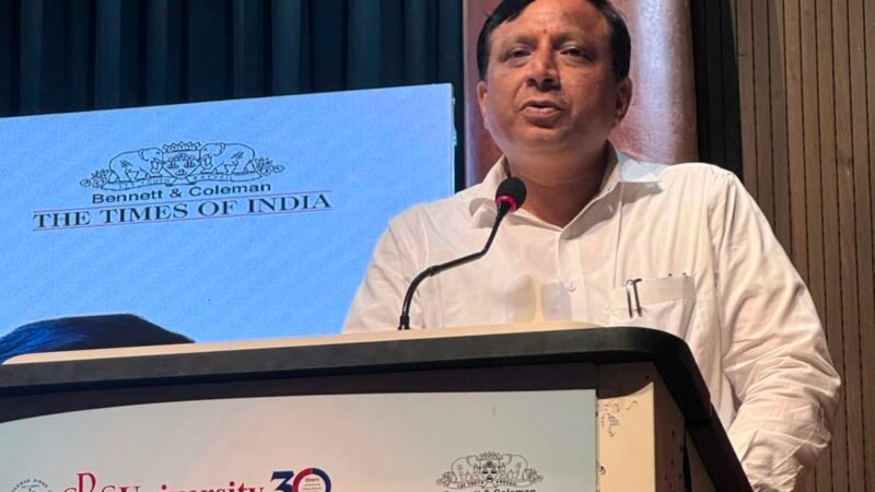 केवल अंकों तक सीमित ना रहें, ज्ञान और नैतिक मूल्यों को बनाएं जीवन का आधार – बंशीधर तिवारी