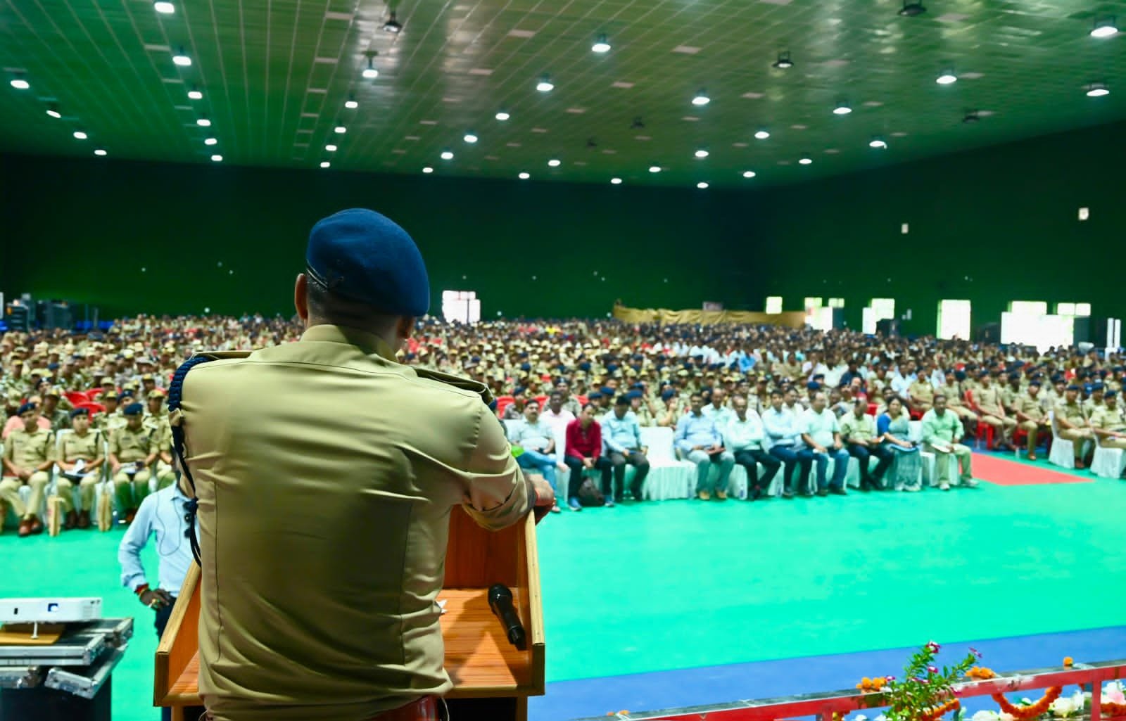 कांवड़ मेले में तैनात रहेंगे 6 हजार से ज्यादा जवान, पुलिस लाइन में हुई फोर्स की ब्रीफिंग