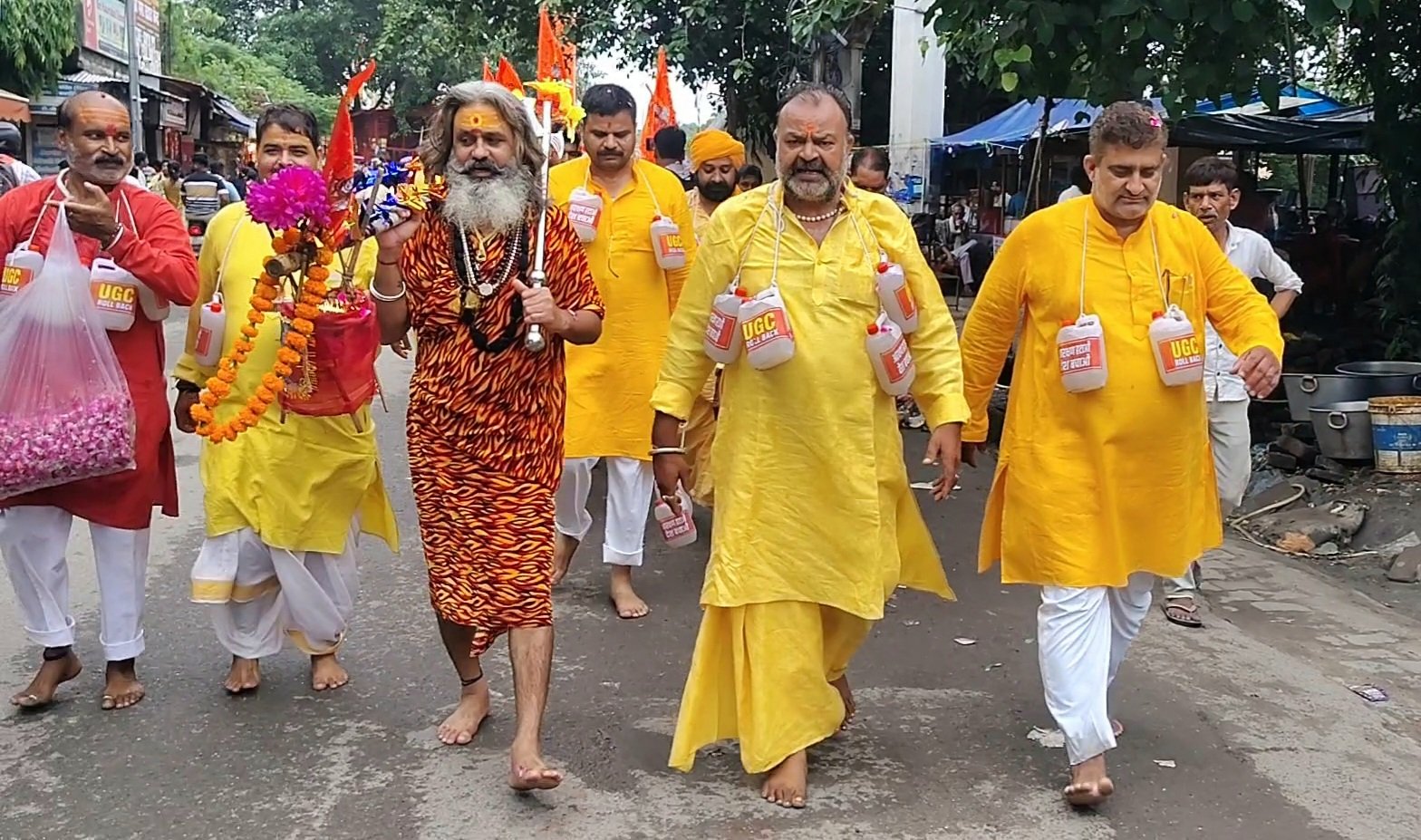 यूजीसी के नए नियमों की वापसी के लिए उठाई कांवड़, सुप्रीम कोर्ट लगा चुका है रोक